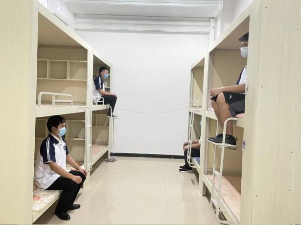 郑州创新高考学校寝室