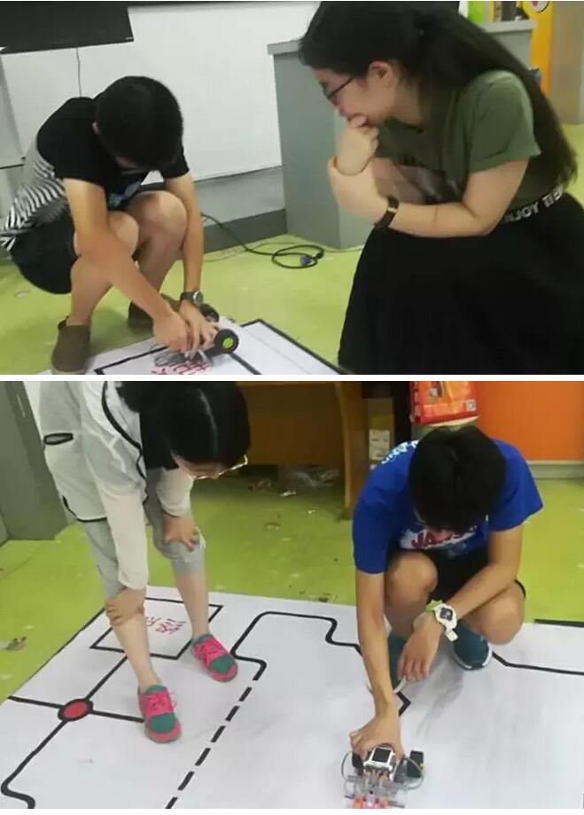 孩子们机器人训练