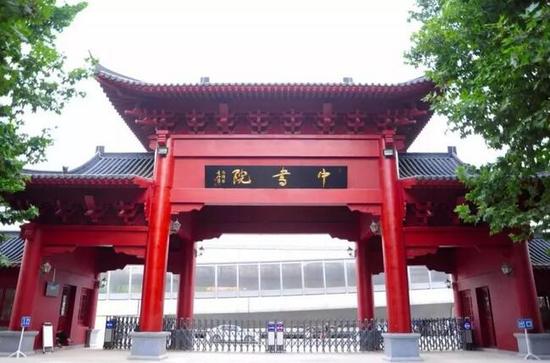 大门离开考点