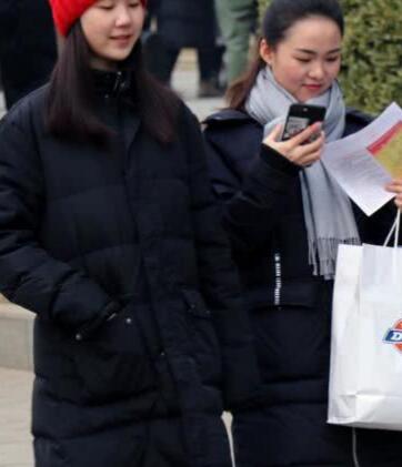 熟悉考场和考试流程的考生